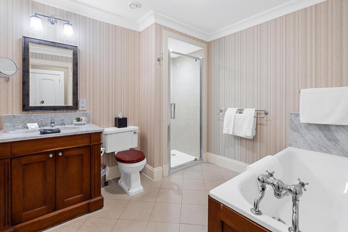 The Royal Hotel Кембелтаун Стая снимка